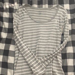 Long sleeve deep U neck shirt